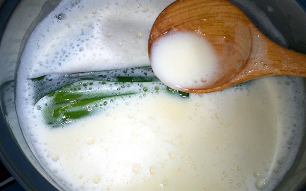 Cách làm sữa đậu nành bằng máy làm sữa hạt