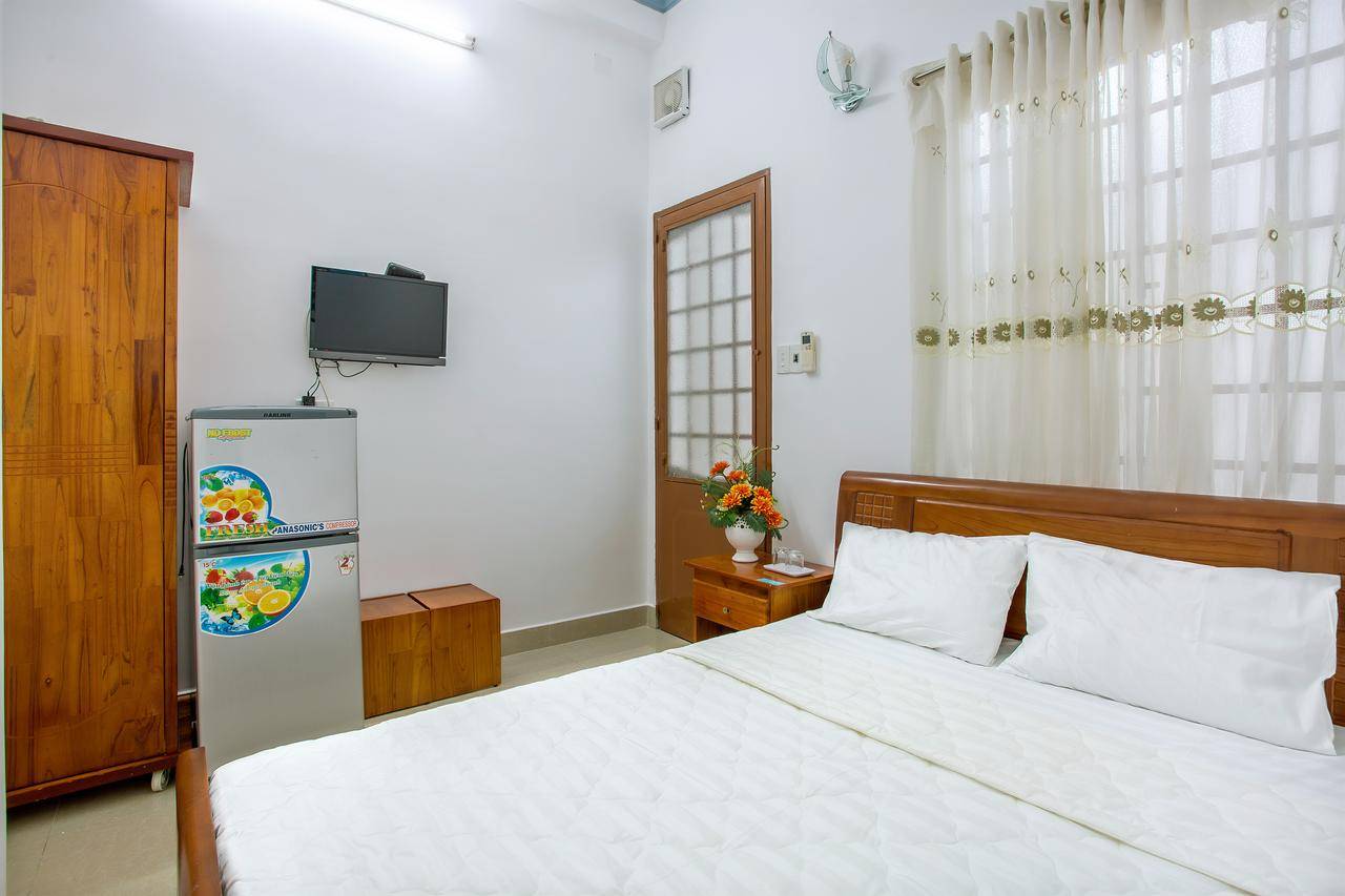 Không gian phòng nghỉ ở nhà nghỉ giá rẻ Đà Nẵng Hùng Loan