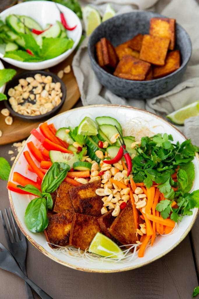 Looking for Vietnamese vegan recipes? This Vegan Bún Chay Vietnamese noodle salad recipe is a delicious and healthy dish you can make in 30 minutes.