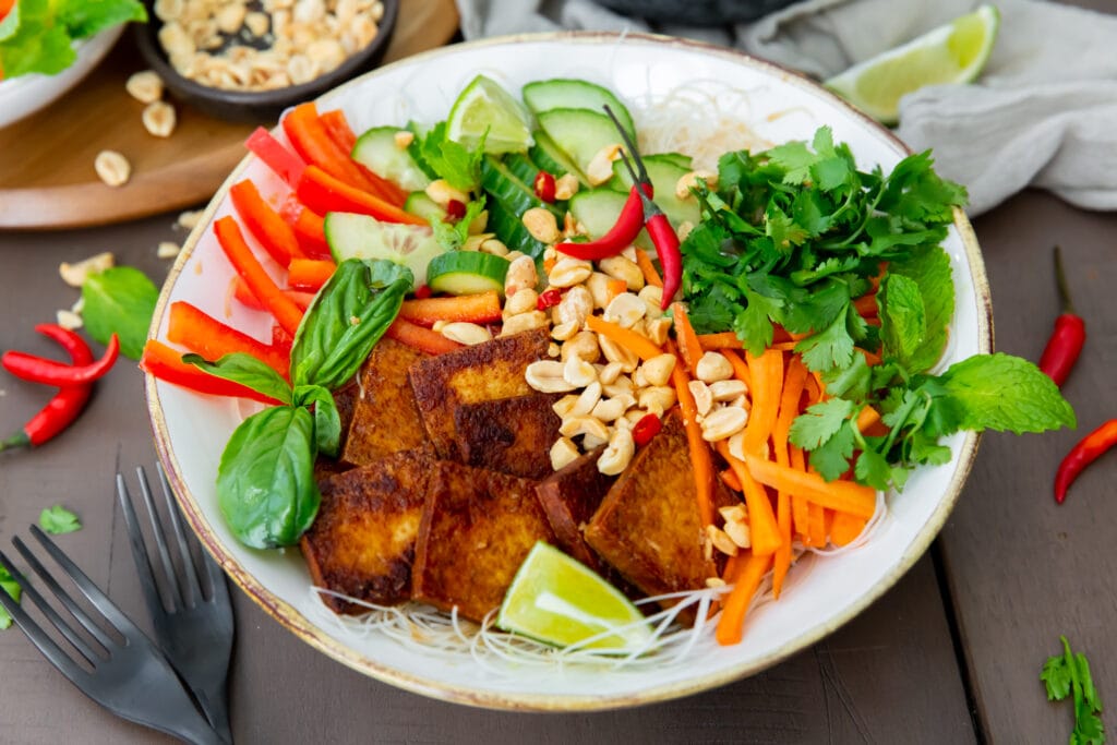 This Vegan Bún Chay Vietnamese noodle salad recipe is a delicious and healthy dish you can make in 30 minutes.