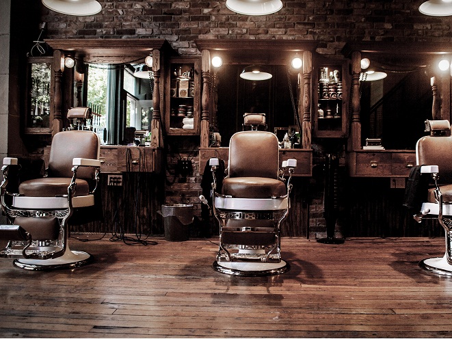 không gian barbershop mang đậm phong cách châu Âu