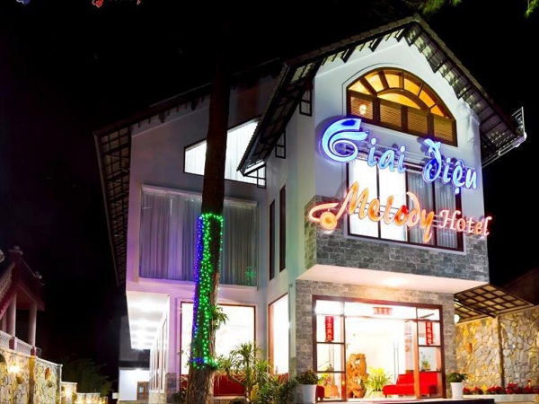 Khách sạn Melody Đà Lạt nằm ở cửa ngõ thành phố