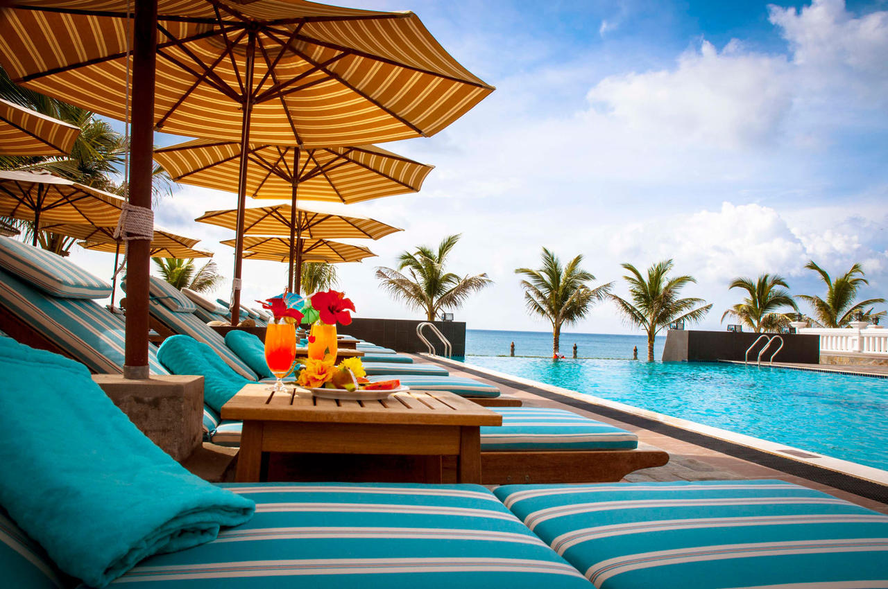 Bể bơi ngoài trời khách sạn Champa Resort & Spa Phan Thiết