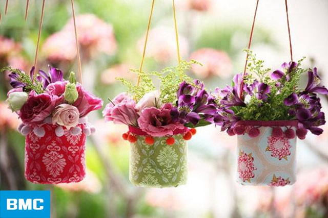 Các vật dụng handmade như giỏ hoa